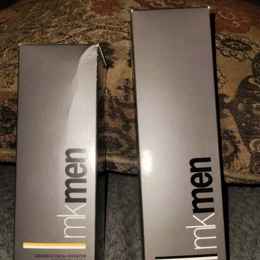Mary Kay mens face wash